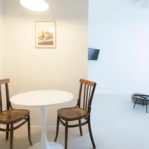 https://saffi-design-apartments-levante.emilia-romagnahotels.net