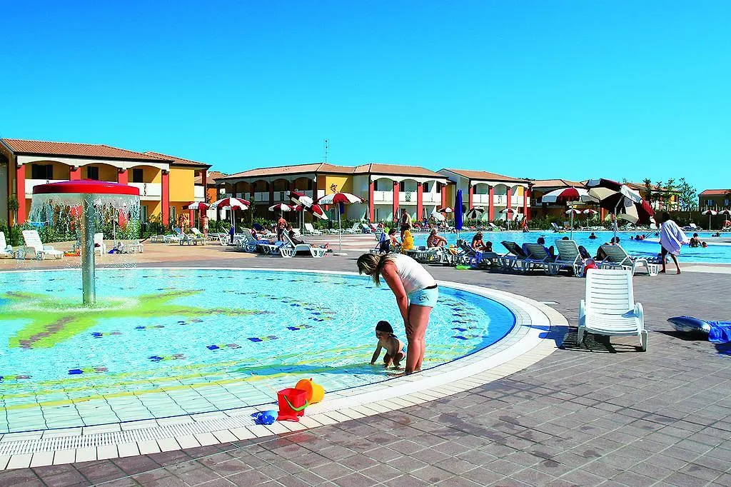 Villaggio Ai Pini Duna Verde 0*,